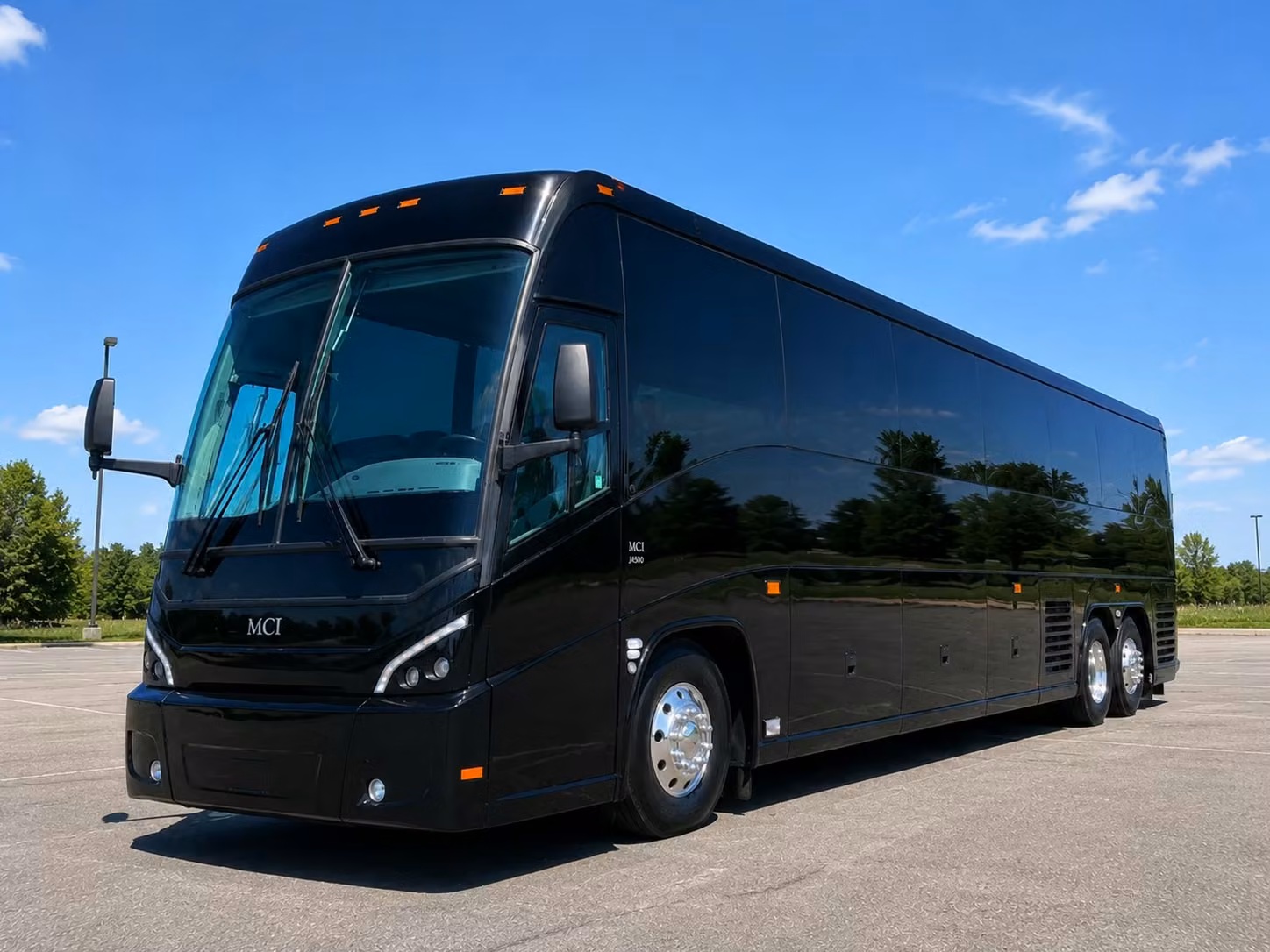 ada accessible field trip buses for broken arrow students with mobility needs