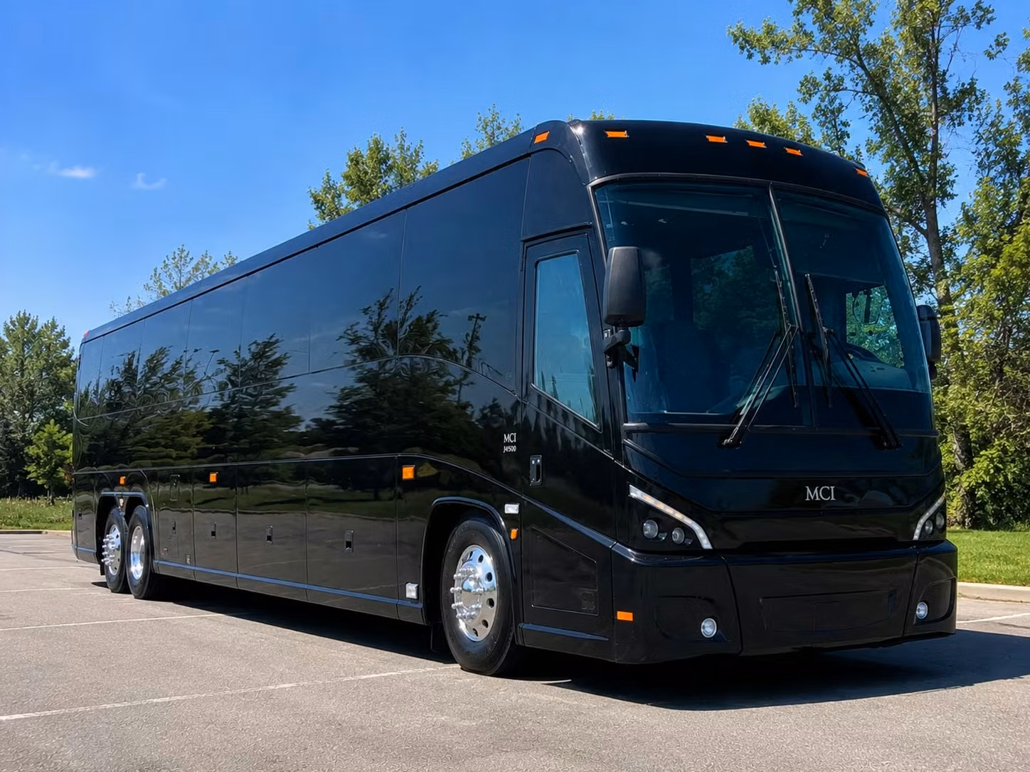 charter buses for broken arrow school field trips to tulsa s world class attractions