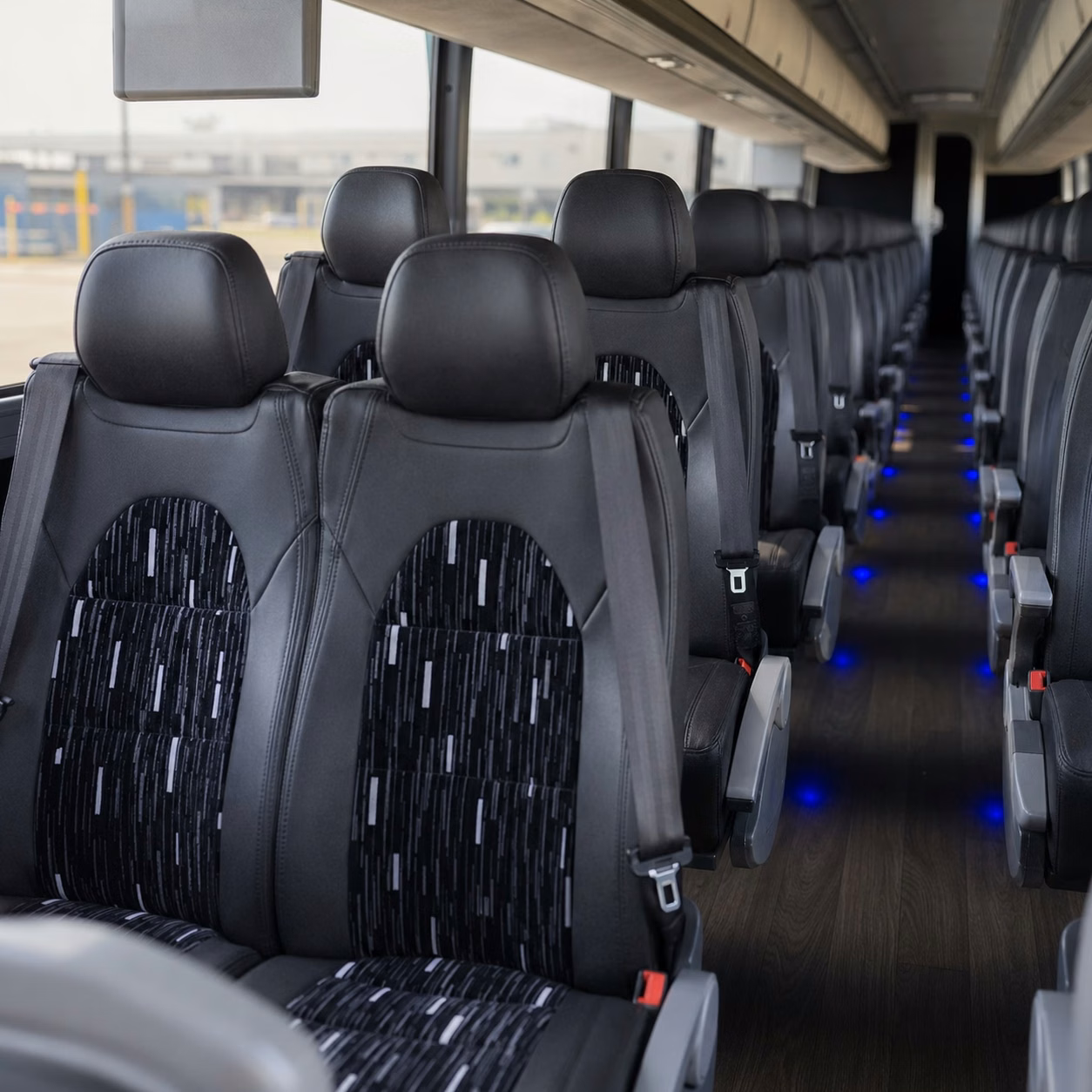 wedding transportation in broken arrow and all the surrounding areas